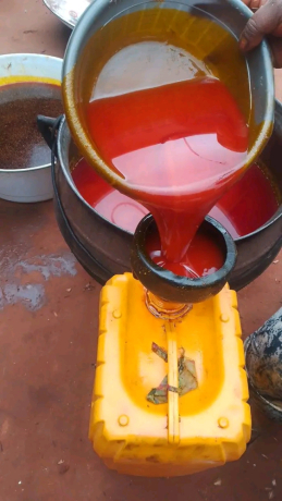 premium-red-palm-oil-pure-nigerian-cooking-oil-for-authentic-dishes-big-1